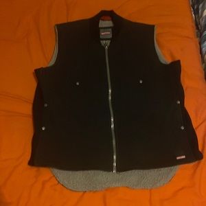Vest, sizes M, brand Craftsman , great condition, black color